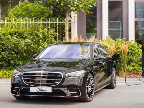 MERCEDES BENZ S CLASS CHAUFFEUR HIRE IN GENEVA