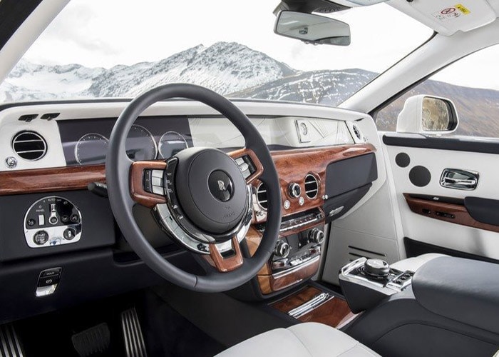 Hire Rolls Royce Cullinan Uk Lowest Prices Guaranteed Largest