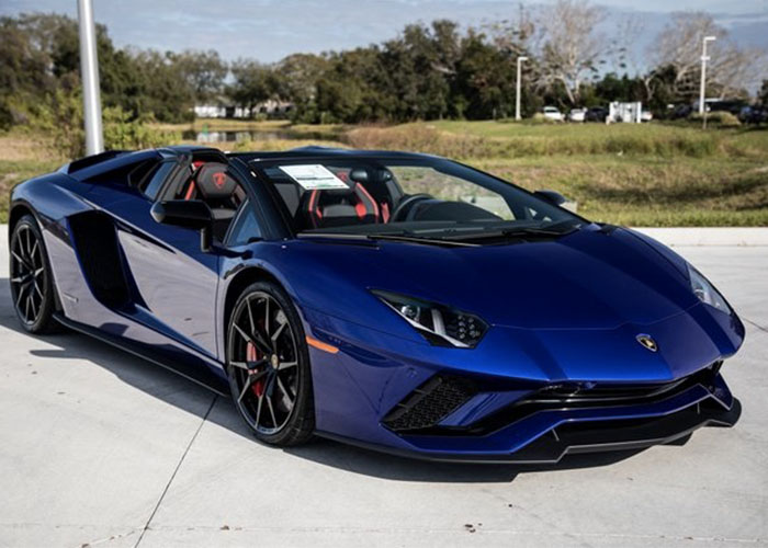 Lamborghini Aventador Prom Car Hire | LOWEST PRICES GUARANTEED ...