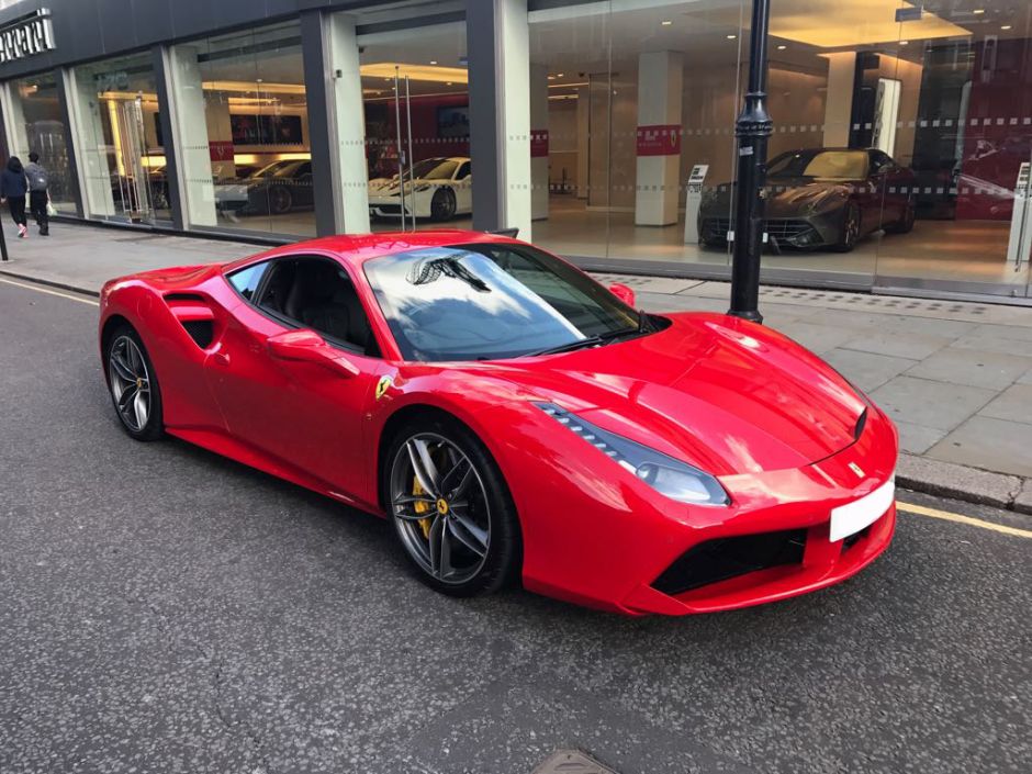 Ferrari Hire London: Pack Some Extra Horsepower on Your Next City Getaway - Starr Luxury Car ...