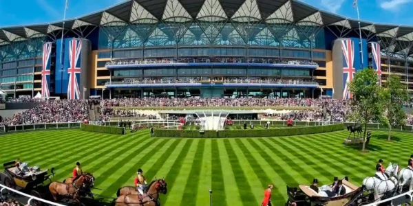 Royal Ascot Queen Anne Enclosure with Fine Dining Experience - Image 8