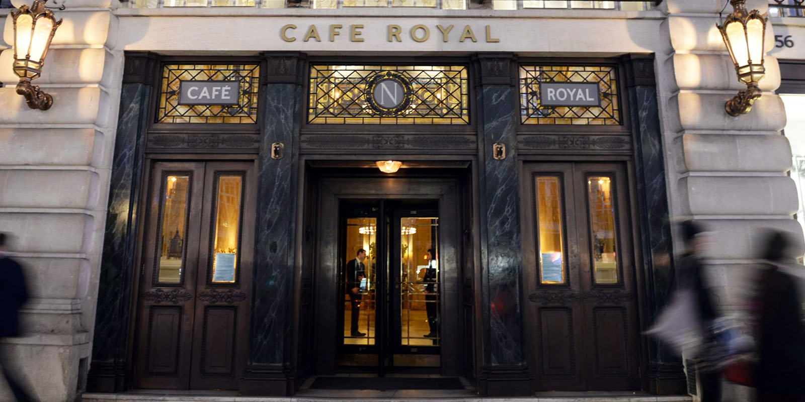 Starr Luxury Cars Partners With Hotel Café Royal