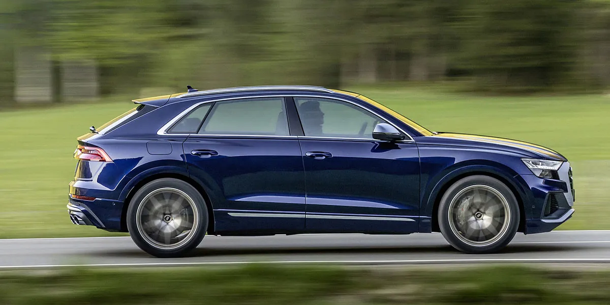 Starr Luxury Cars Hire UK Audi Q8