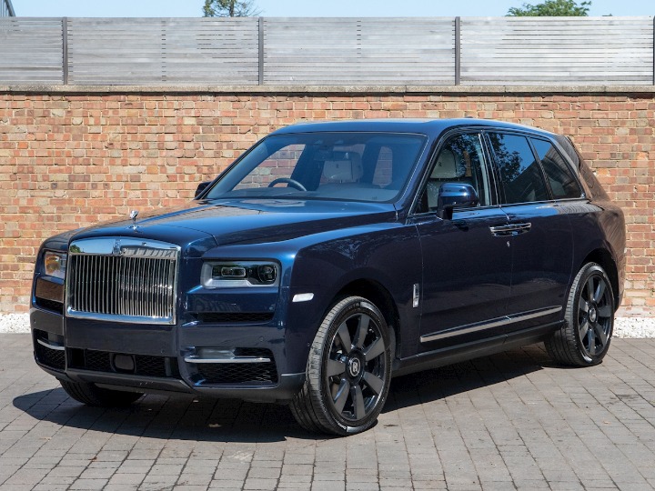 Rolls-Royce Cullinan Rental Los Angeles