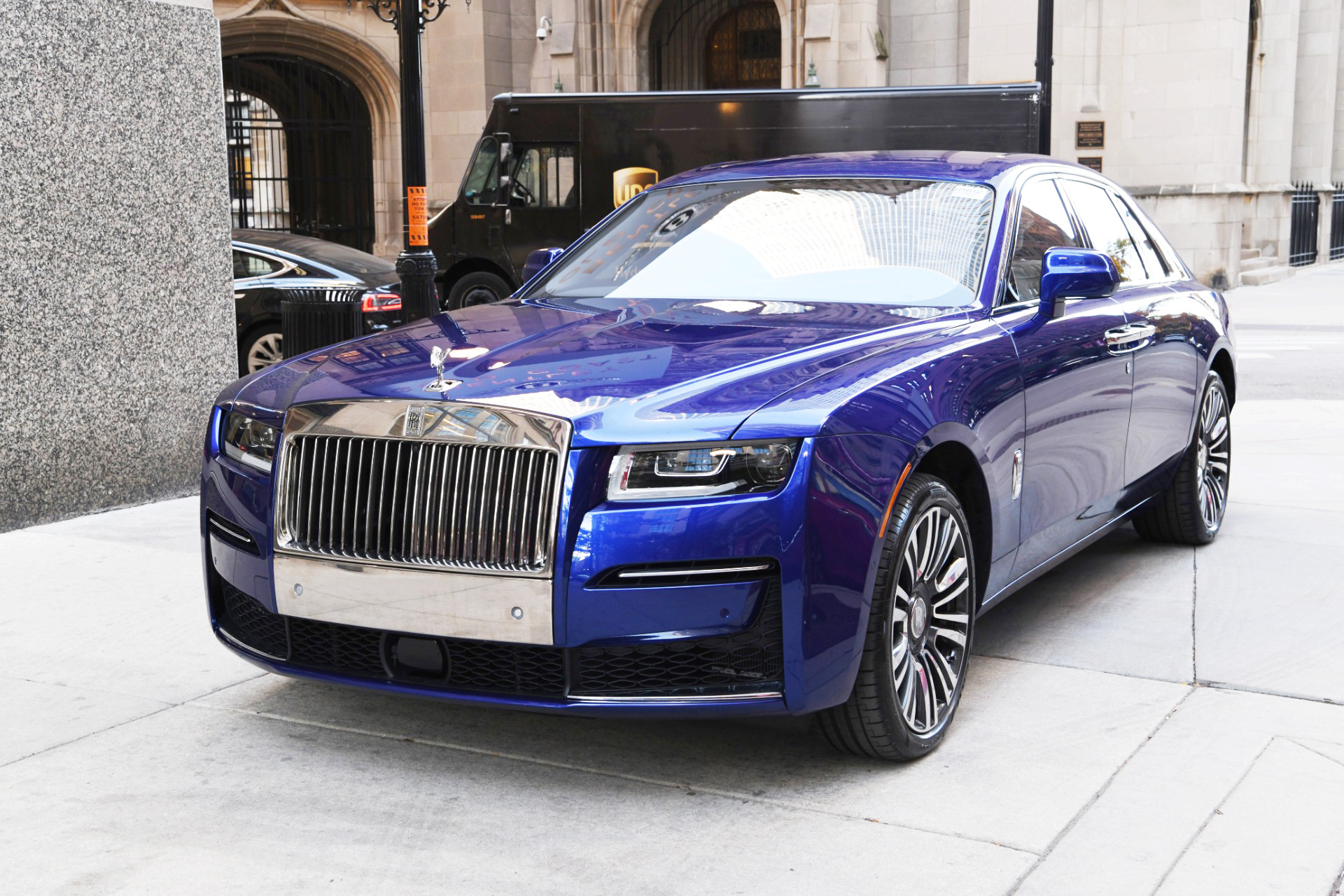 2023 Rolls-Royce Phantom Series II Platino (CITY) TX