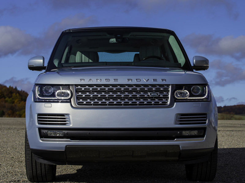 Star Luxury Cars Range Rover Vogue Chauffeur Dubai 2023