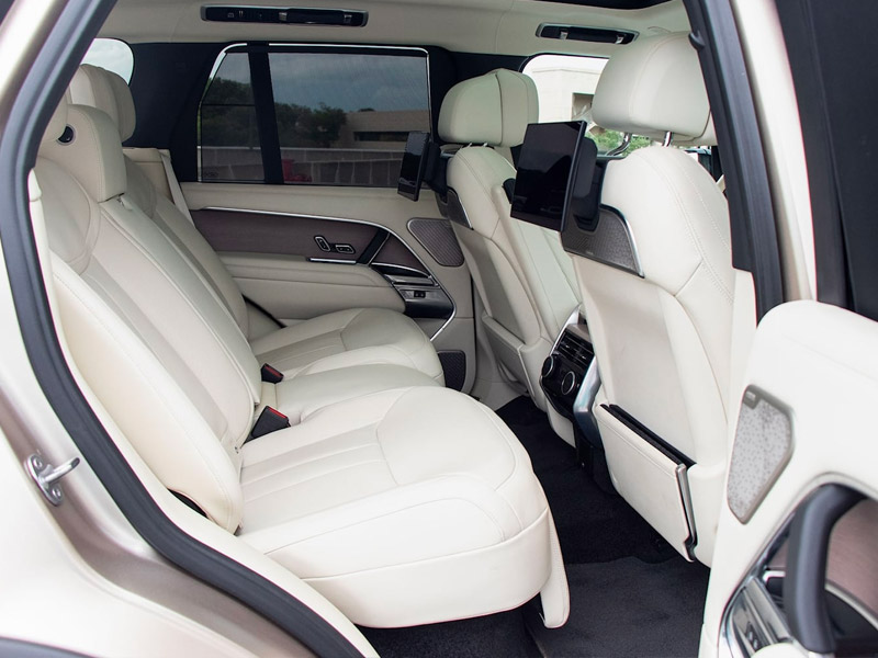 Star Luxury Cars Range Rover Vogue Chauffeur Dubai 2023