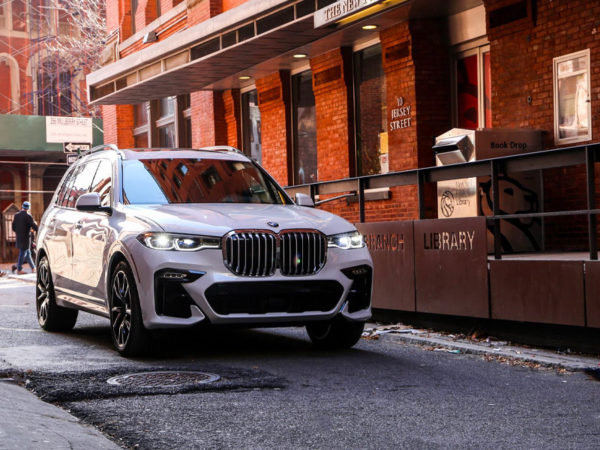 Star Luxury Cars BMW X7 New York 2023