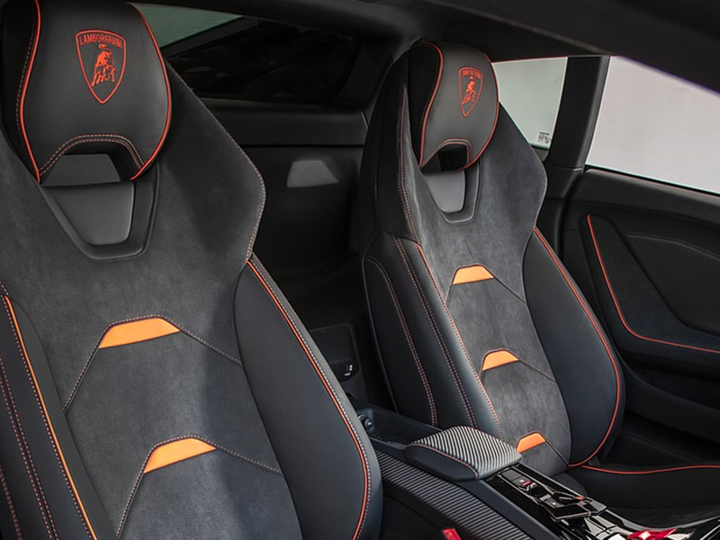 Starr Luxury Cars Lamborghini Huracan Evo Spyder Dubai 2023§§