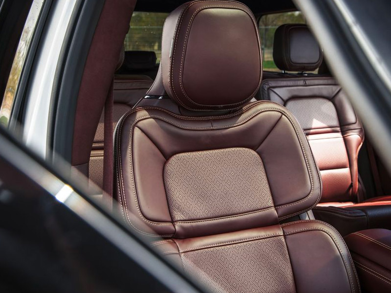Starr Luxury Cars Lincoln Navigator Dubai 2023