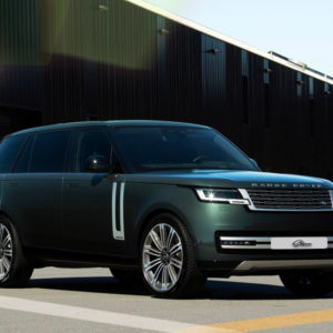 Starr Luxury Cars Range Rover Vogue LWB - Service Chicago 2023