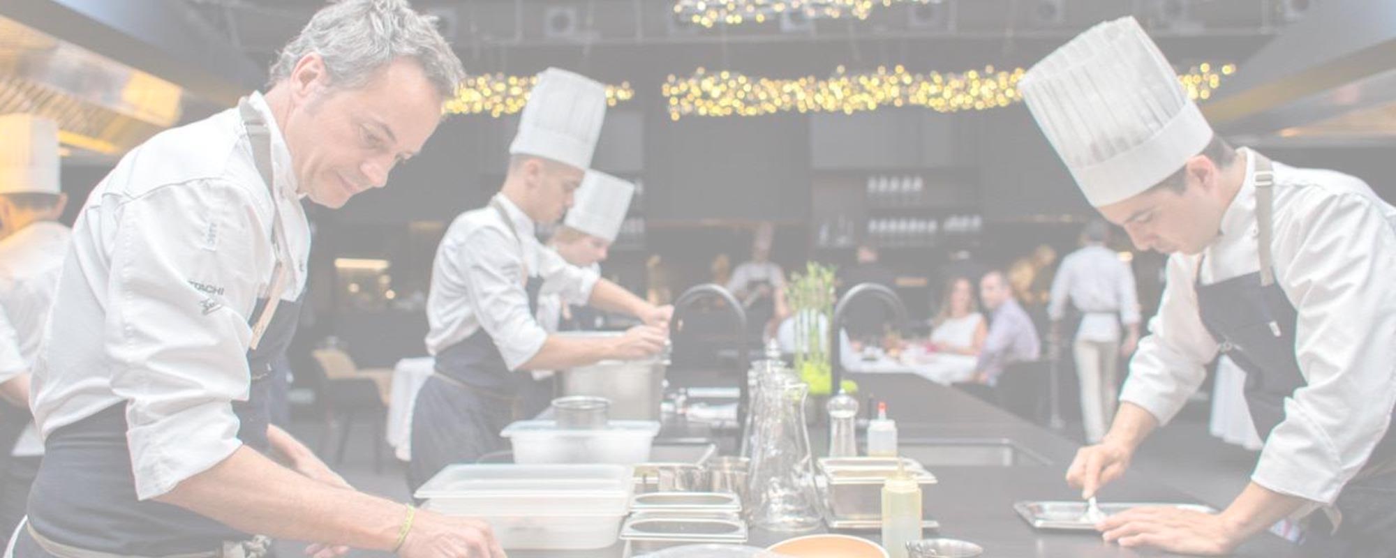 Starr Luxury Cars Barcelona, Cataluña Spain Self Drive Service Super Exotic Cars 2023