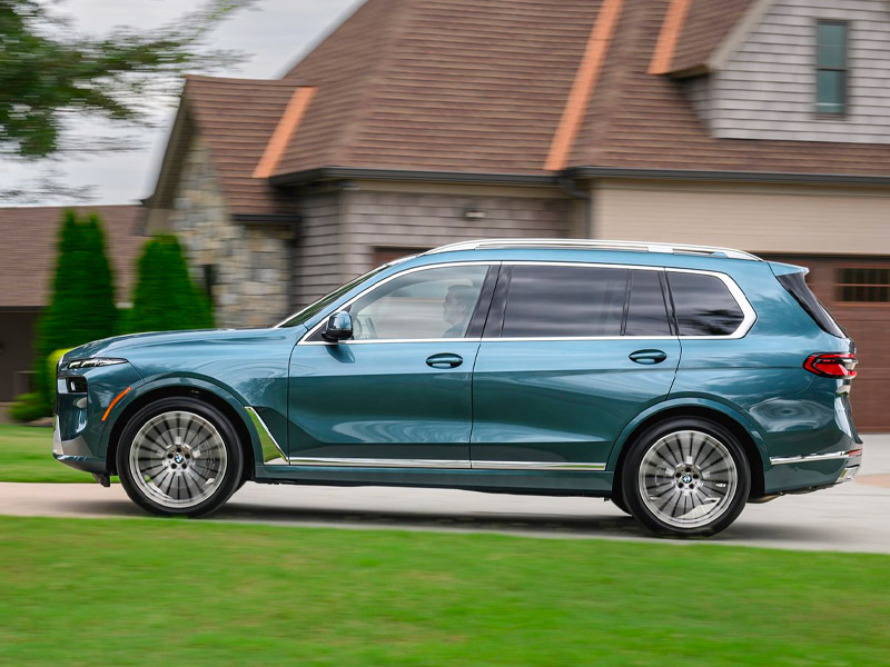 Starr Luxury Cars BMW X7 Self Drive Chicago 2023