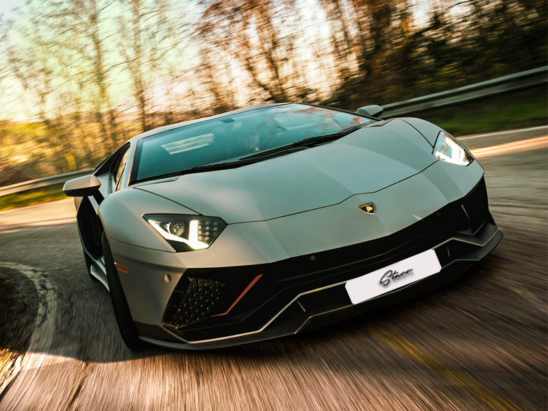 Starr Luxury Cars Lamborghini Aventador Self Drive Chicago 2023