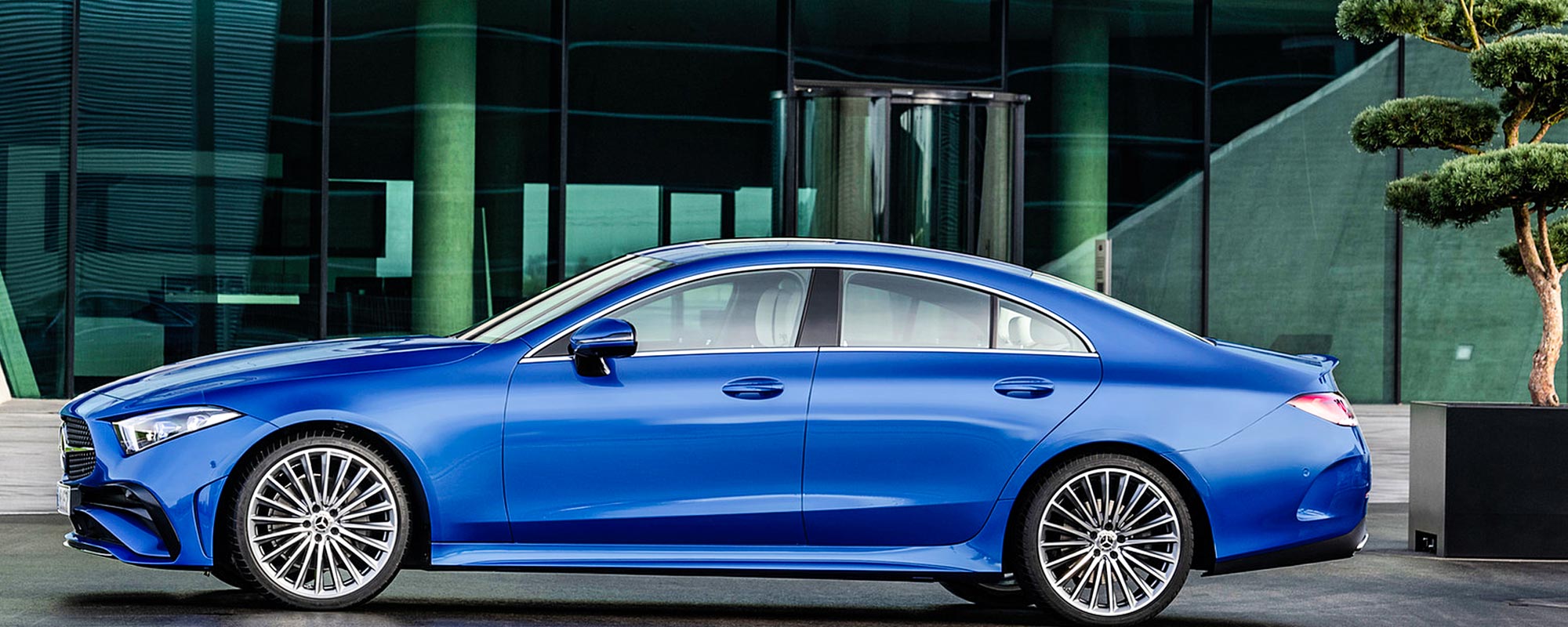 Starr Luxury Cars Madrid Spain - Self Hire Super Exotic Cars - 2023