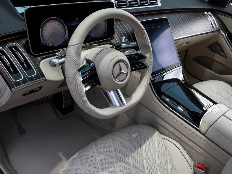 Starr Luxury Cars Mercedes Benz S-Class 580 - Service Boston 2023