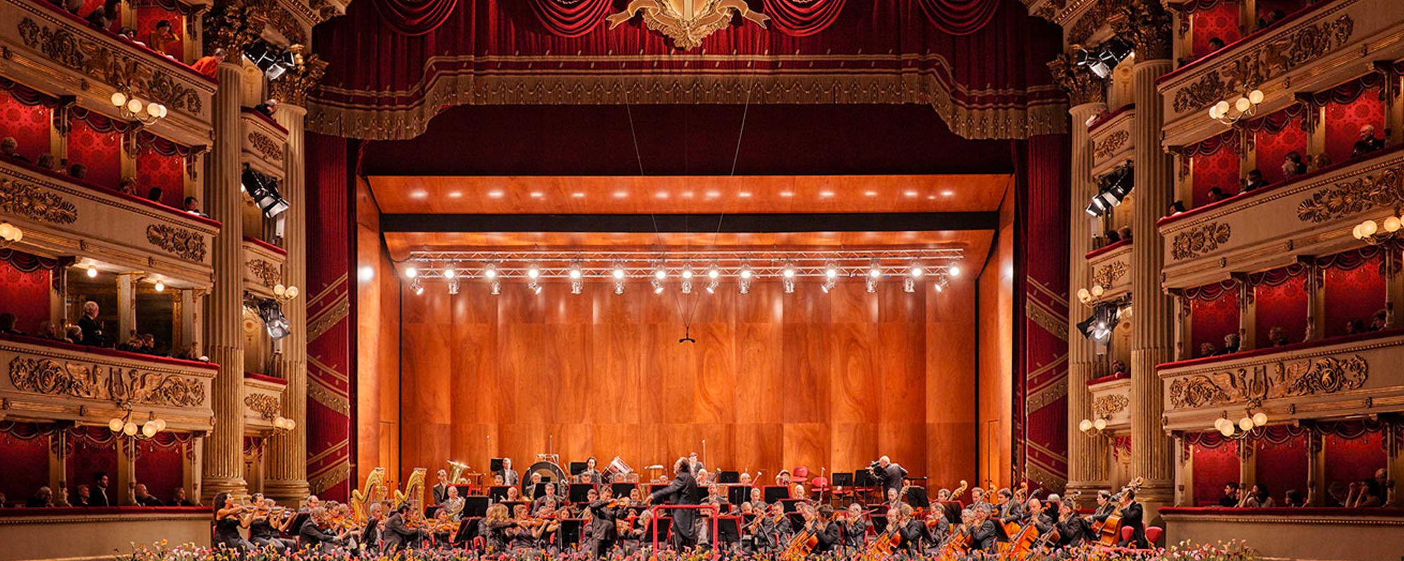 Starr Luxury Cars Milano, Milan Italy Self Drive Service Super Exotic Cars 2023