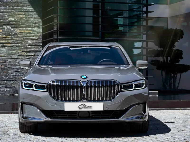 Starr Luxury Cars BMW 750 Li Berlin, Germany, 2023