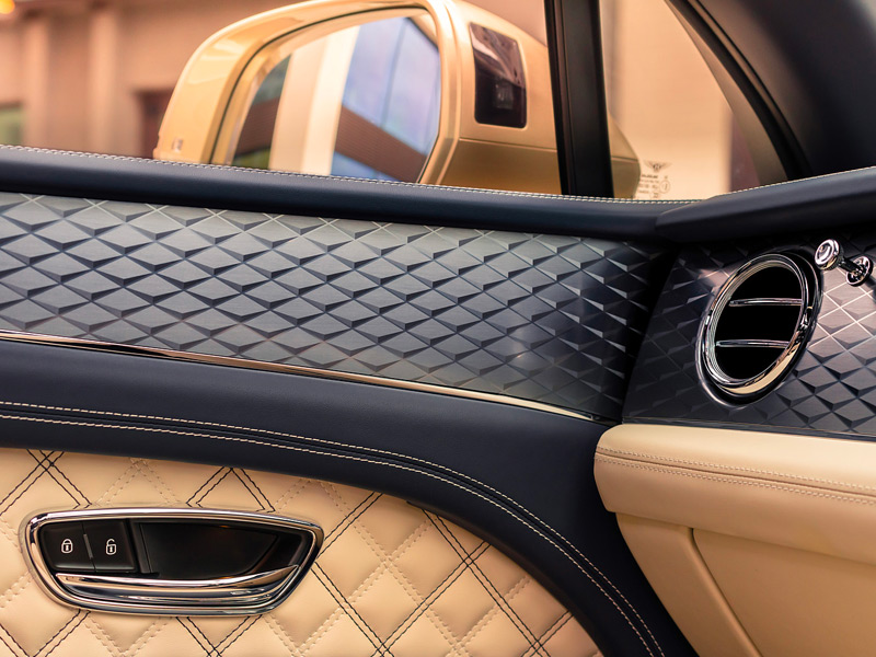 Starr Luxury Cars Bentley Bentayga Paris, France Self Hire 2023