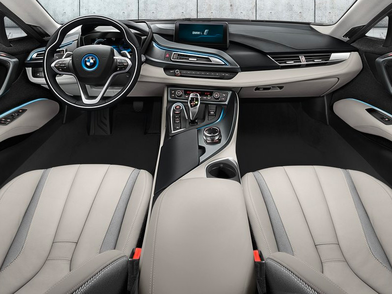 Starr Luxury Cars,BMW i8 Istanbul Self Hire 2023