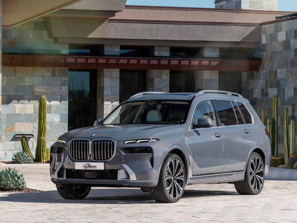 Starr Luxury Cars BMW X7 Paris, France Self Hire 2023