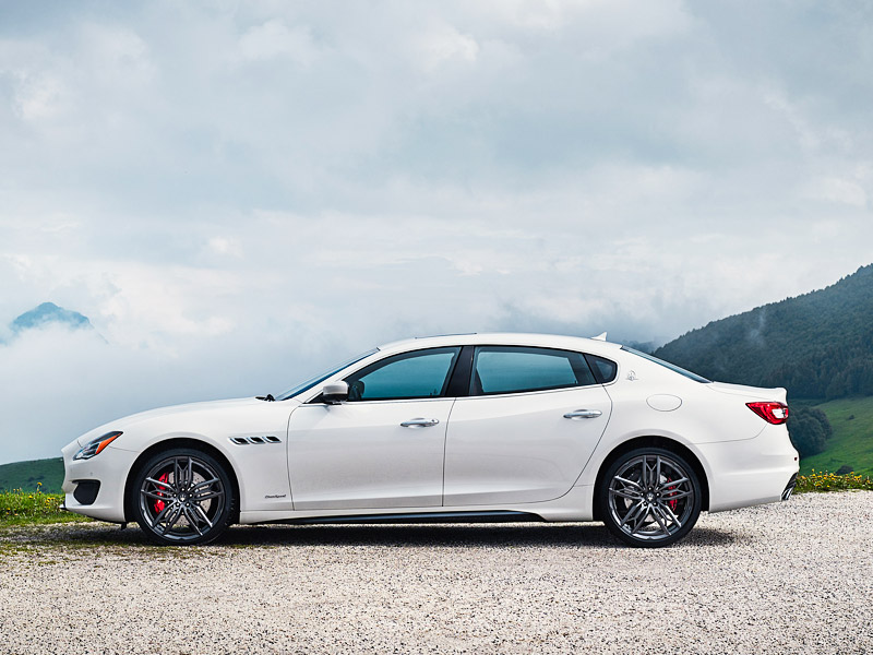 Starr Luxury Cars, Maserati Quattroporte Milan,Italy Self Hire 2023