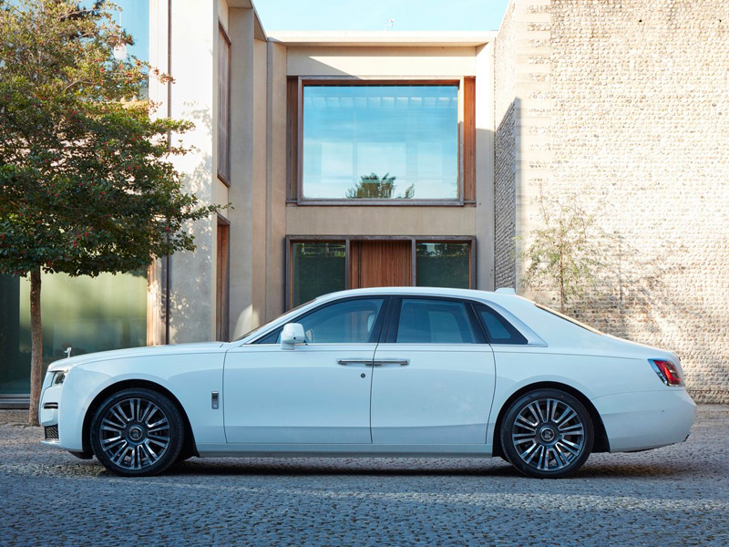 Starr Luxury Cars, Rolls Royce Ghost Prague, Czech Republic Self Hire 2023