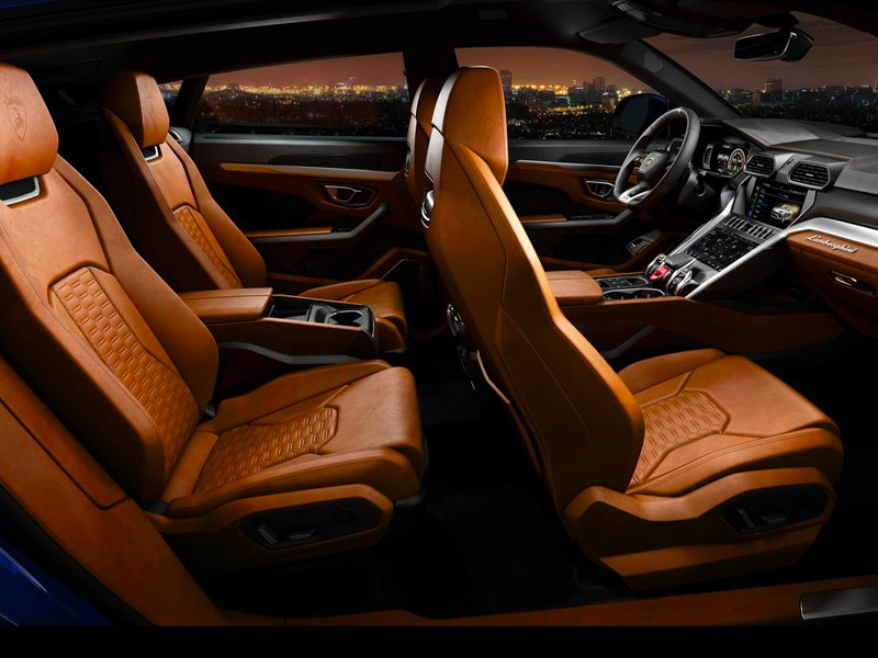 Starr Luxury Cars, Lamborghini Urus Milan,Italy Self Hire 2023