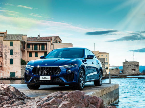 Starr Luxury Cars, Maserati Levante Rome, Italy Self Hire, Book Rent the best coveted cars 2023