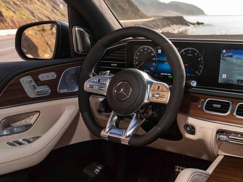 Starr Luxury Cars Naples,a Italy - Mercedes Benz GLS63 Best Coveted Luxury Exotic Cars available for Chauffeur Service
