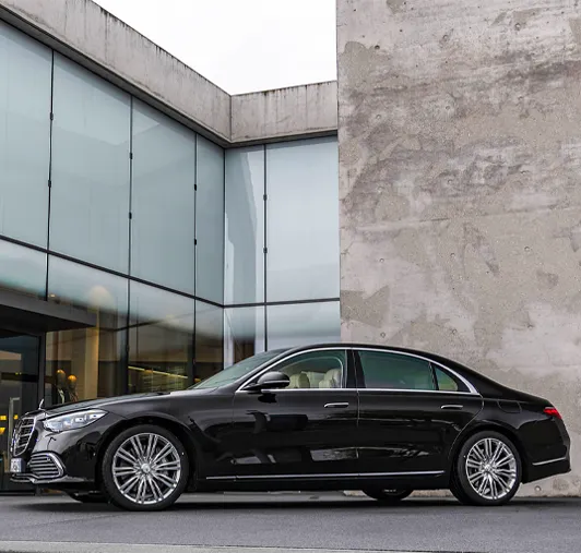 SLC - Starr Luxury Cars UK, London Mayfair - Afternoon Tea & Chauffeur service Experience for International Women's Day and Mother's Day.