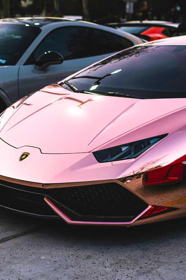 Starr Luxury Cars -About Us - Mercedes Benz, Lamborghini, Ferrari - Best Coveted Luxury Exotic Cars - Book, Hire, Rent Chauffeur Service, and Self-Hire Service. Mayfair UK - London Berkeley Square. Author: Adrian Newell - Unsplash.com