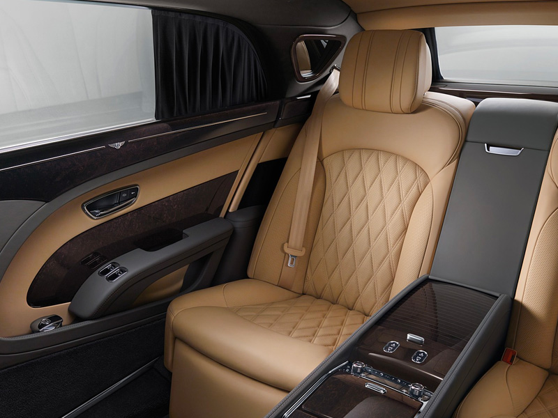 Starr Luxury Cars - Luxury Airport Chauffeur Service Best Coveted Luxury Exotic Cars - Book, Hire, Rent Chauffeur Service, and Self-Hire Service. Andorra La Vella