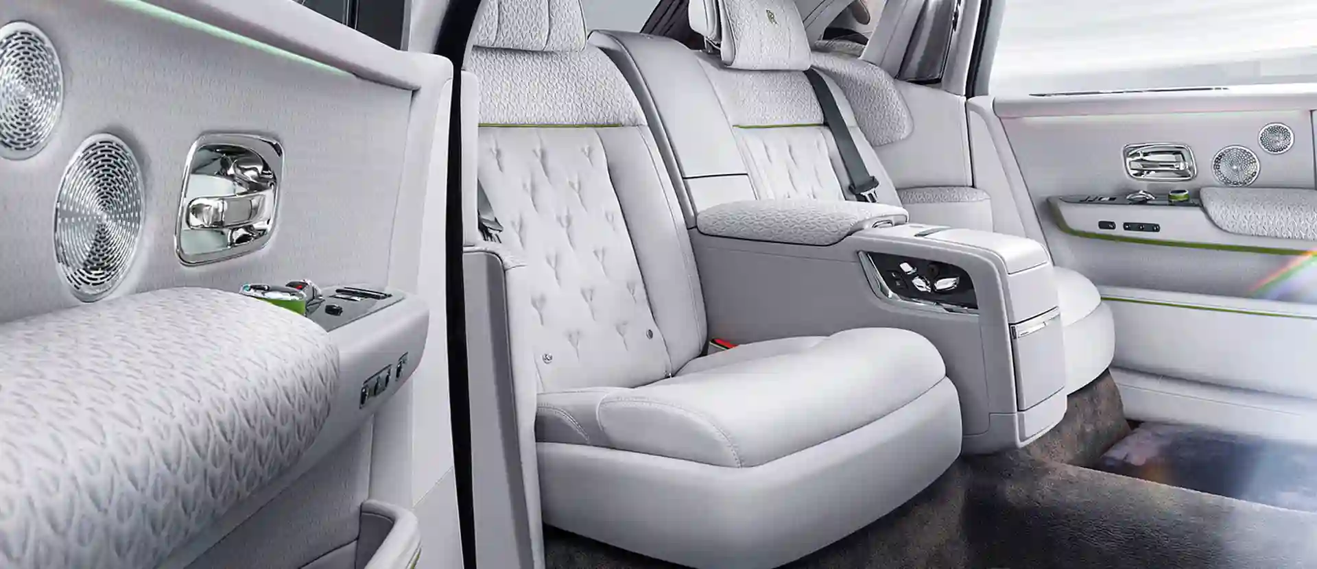 SLC- Starr Luxury Cars Chauffeur Service - Mayfair, Uk, London, Europe, Dubai and U.S.A