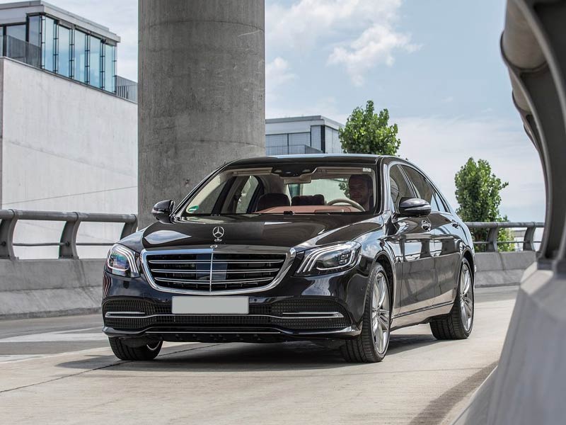 Starr Luxury Cars - Luxury Airport Chauffeur Service Best Coveted Luxury Exotic Cars - Book, Hire, Rent Chauffeur Service, and Self-Hire Service. Mercedes Benz,S Class - Krakow, Poland