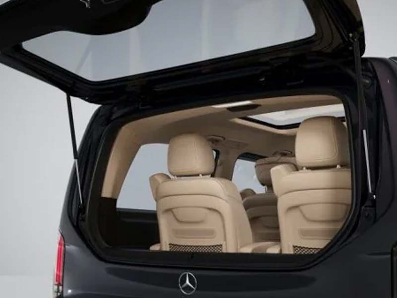 Starr Luxury Cars - Luxury Airport Chauffeur Service Best Coveted Luxury Exotic Cars - Book, Hire, Rent Chauffeur Service, and Self-Hire Service.Mercedes Benz V Class - Abu Dhabi, Emirates