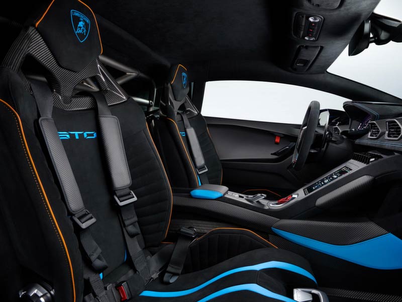 Starr Luxury Cars - Luxury Airport Chauffeur Service Best Coveted Luxury Exotic Cars - Book, Hire, Rent Chauffeur Service, and Self-Hire Service Rolls-Lamborghini Huracan STO, in Las Vegas, USA