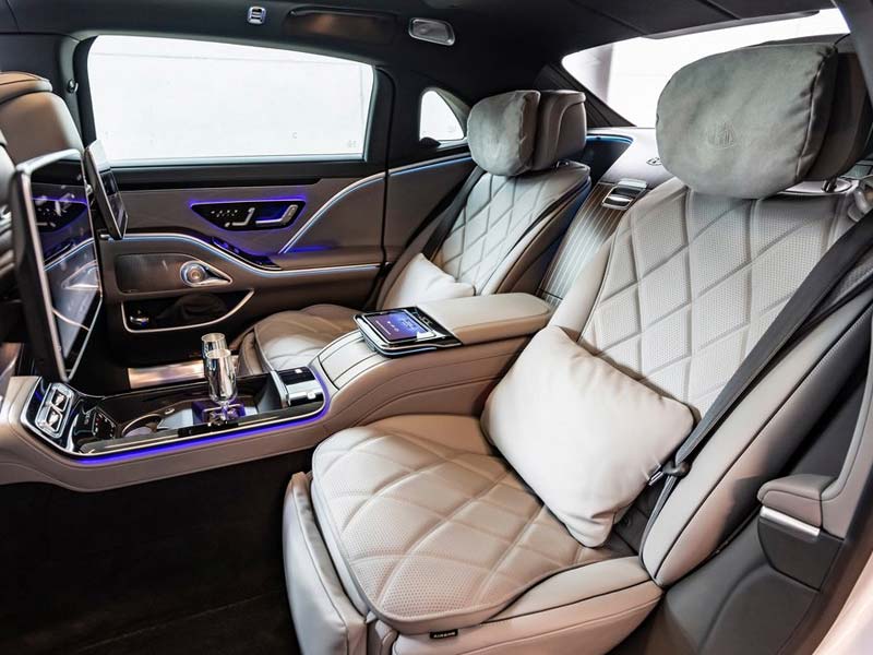 Starr Luxury Cars - Luxury Airport Chauffeur Service Best Coveted Luxury Exotic Cars - Book, Hire, Rent Chauffeur Service, and Self-Hire Service. Mercedes Benz Maybach - London Mayfair, UK