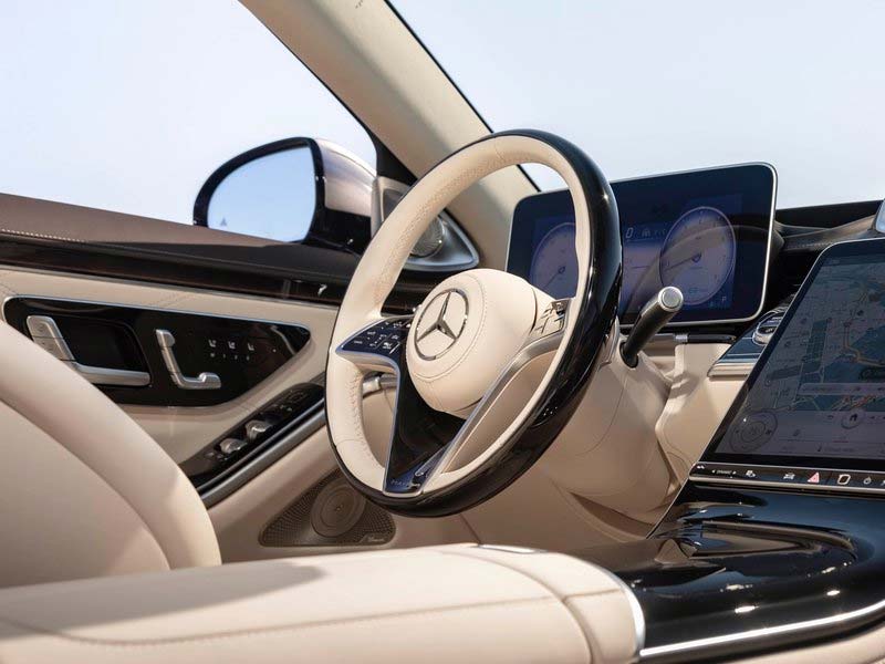 Starr Luxury Cars - Luxury Airport Chauffeur Service Best Coveted Luxury Exotic Cars - Book, Hire, Rent Chauffeur Service, and Self-Hire Service. Mercedes Benz Maybach - London Mayfair, UK