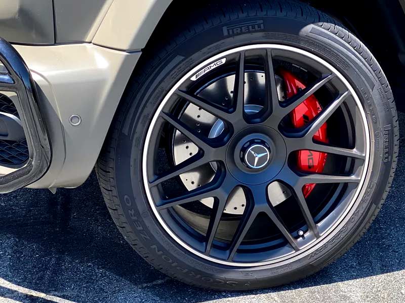 Starr Luxury Cars - Luxury Airport Chauffeur Service Best Coveted Luxury Exotic Cars - Book, Hire, Rent Chauffeur Service, and Self-Hire Service Toyota Land Cruiser in Abidjan in AfricaStarr Luxury Cars - Luxury Airport Chauffeur Service Best Coveted Luxury Exotic Cars - Book, Hire, Rent Chauffeur Service, and Self-Hire Service Mercedes Benz AMG G63 in Marrakesh in Morocco