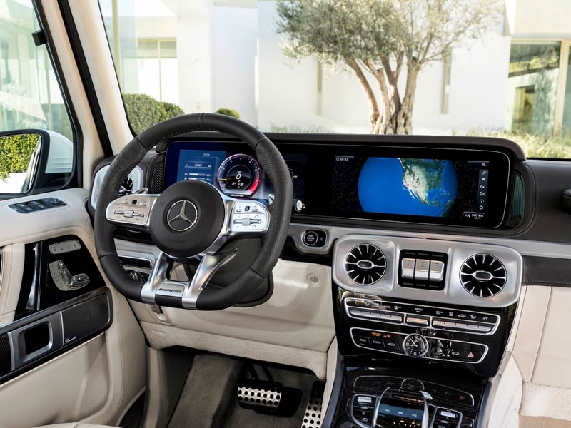 Starr Luxury Cars - Luxury Airport Chauffeur Service Best Coveted Luxury Exotic Cars - Book, Hire, Rent Chauffeur Service, and Self-Hire Service Mercedes Benz AMG G63 in Cairo, Egypt