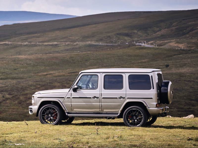 Starr Luxury Cars - Luxury Airport Chauffeur Service Best Coveted Luxury Exotic Cars - Book, Hire, Rent Chauffeur Service, and Self-Hire Service. Mercedes Benz AMG G63 - London Mayfair, UK