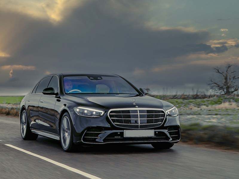 MERCEDES BENZ S CLASS CHAUFFEUR HIRE IN RIYADH