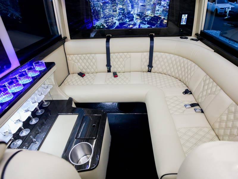 Starr Luxury Cars - Luxury Airport Chauffeur Service Best Coveted Luxury Exotic Cars - Book, Hire, Rent Chauffeur Service, and Self-Hire Service Mercedes Benz Sprinter - Seattle in USA