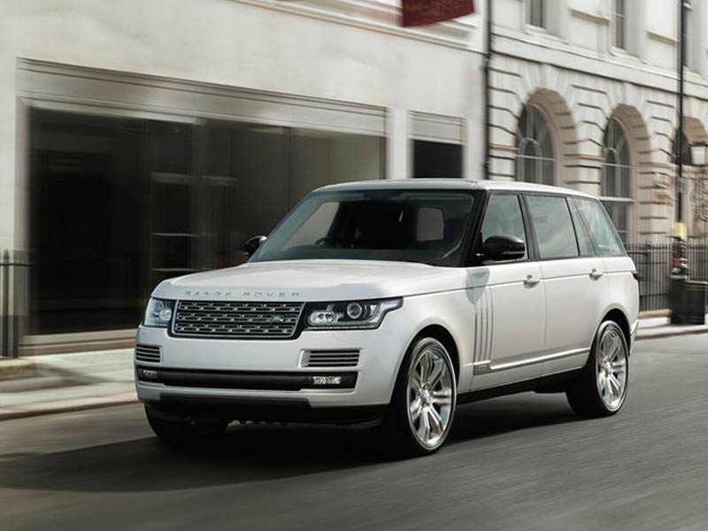 Starr Luxury Cars - Luxury Airport Chauffeur Service Best Coveted Luxury Exotic Cars - Book, Hire, Rent Chauffeur Service, and Self-Hire Service Range Rover LWB - Neom city in Emirates