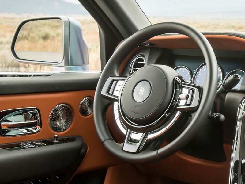 Starr Luxury Cars - Luxury Airport Chauffeur Service Best Coveted Luxury Exotic Cars - Book, Hire, Rent Chauffeur Service, and Self-Hire Service Rolls-Royce Cullinan- Neom city in Emirates