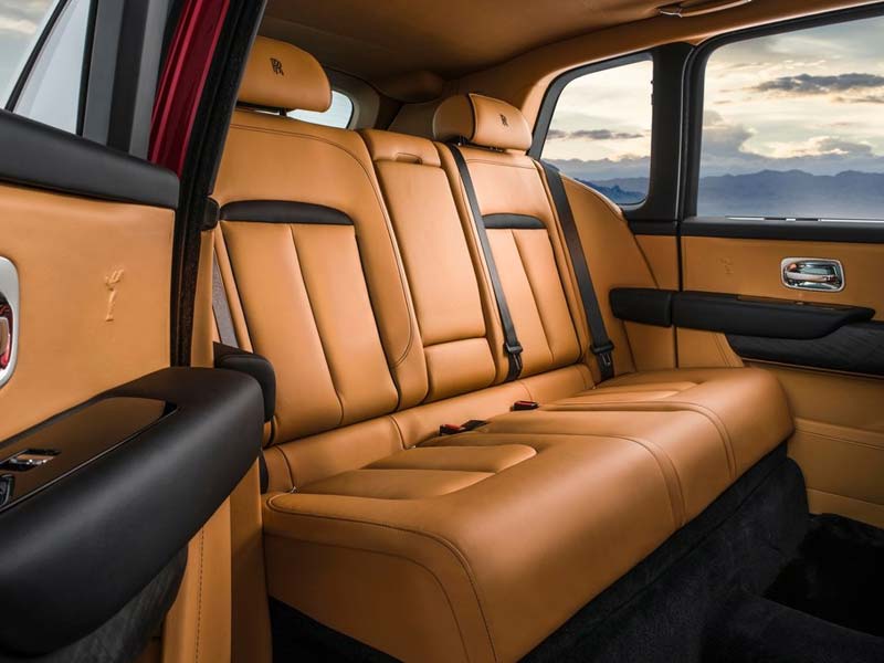 Starr Luxury Cars - Luxury Airport Chauffeur Service Best Coveted Luxury Exotic Cars - Book, Hire, Rent Chauffeur Service, and Self-Hire Service. Rolls-Royce Cullinan - London Mayfair, UK