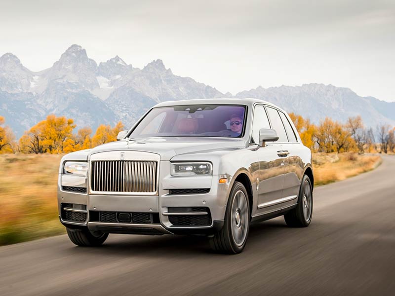 Starr Luxury Cars - Luxury Airport Chauffeur Service Best Coveted Luxury Exotic Cars - Book, Hire, Rent Chauffeur Service, and Self-Hire Service Rolls-Royce Cullinan - Seattle in USA