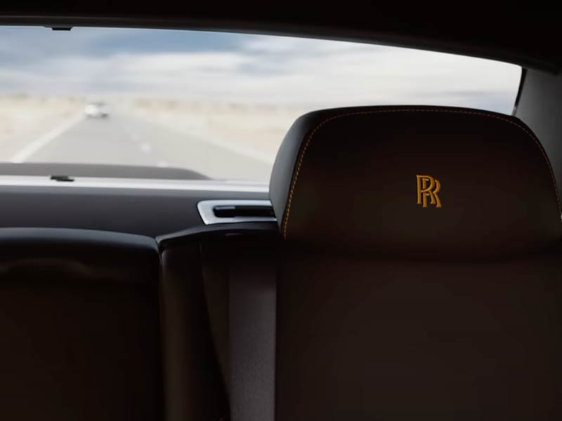 Starr Luxury Cars - Luxury Airport Chauffeur Service Best Coveted Luxury Exotic Cars - Book, Hire, Rent Chauffeur Service, and Self-Hire Service Rolls Royce Ghost Series II - Neom city in Emirates