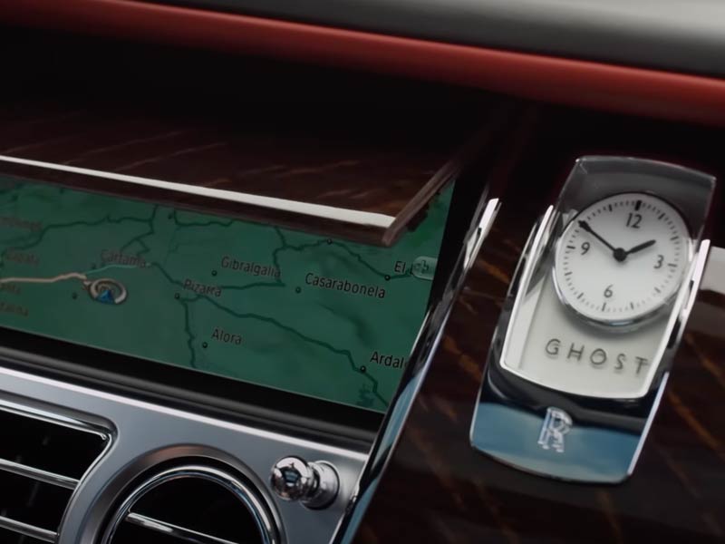 Starr Luxury Cars - Luxury Airport Chauffeur Service Best Coveted Luxury Exotic Cars - Book, Hire, Rent Chauffeur Service, and Self-Hire Service Rolls Royce Ghost Series II - Neom city in Emirates
